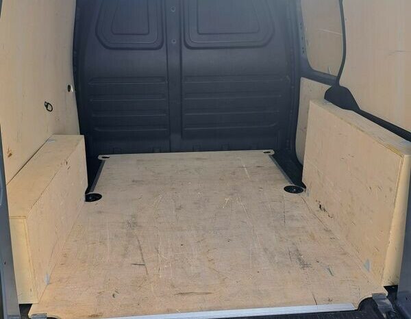 NISSAN Townstar complet