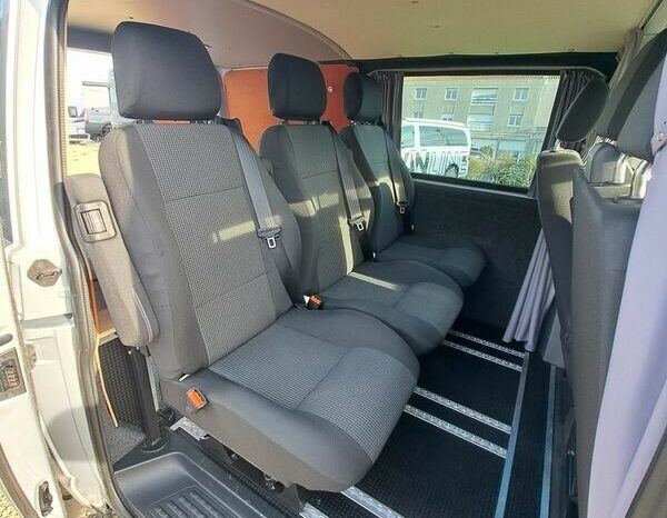 VOLKSWAGEN Tansporteur Black Edition complet